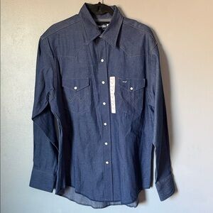 VTG Wrangler Mens Regular Fit Firm Finish Denim Western Snap Shirt XL Tails